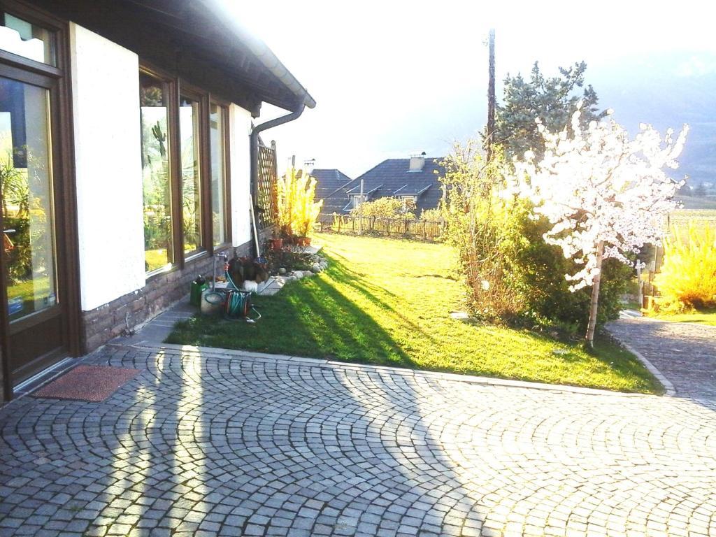 Landhaus Weingut Girlan Exterior foto