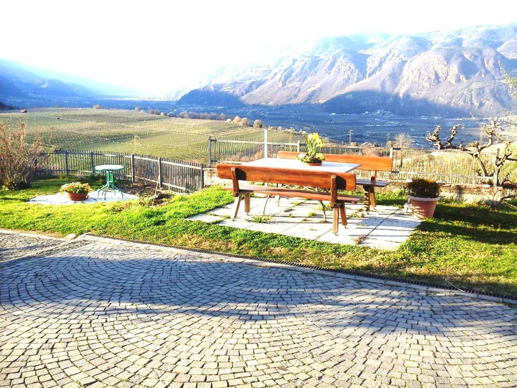 Landhaus Weingut Girlan Exterior foto